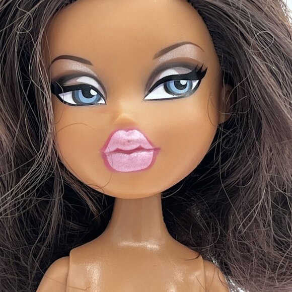 Bratz Shira Doll 10th Anniversary MGA Entertainment 502777 Hair Cut NUDE - Picture 2 of 15